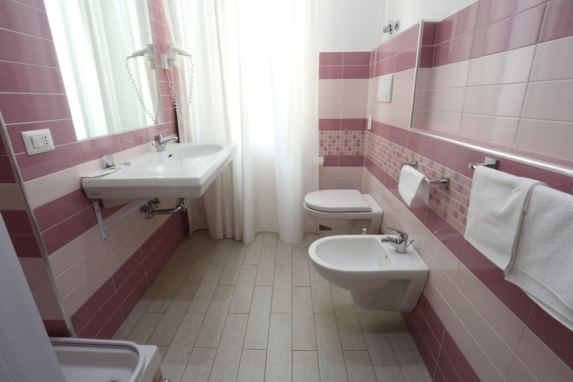Hotel Europa Foggia Extérieur photo